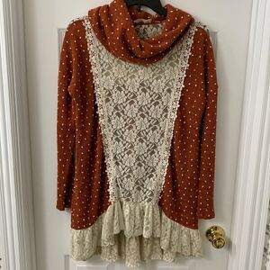 Altered State Size small drop shoulder long sleeve lace & sweater like material